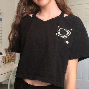 cut off planet crop top (shein)
